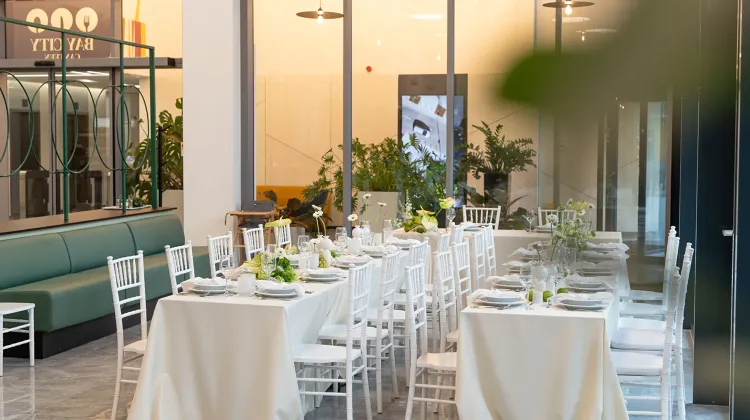 Felszolgáló Pincér állás Budapest - Food Revolution