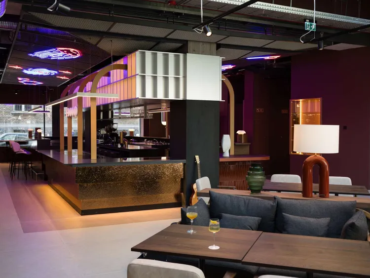 You Hotel Budapest munkahelyi fotója - Felszolgáló Pincér állás Budapest (Kép 3)