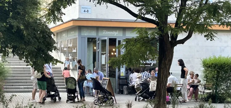 Zümmögő munkahelyi fotója - Barista állás Budapest (Kép 3)