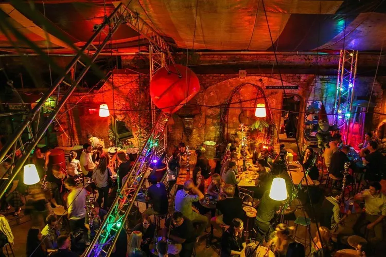 SzimplaCocktail munkahelyi fotója - Bártender állás Budapest (Kép 3)