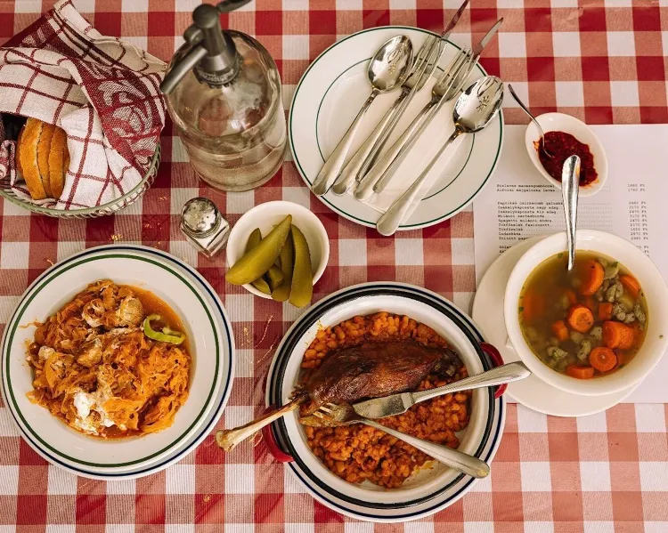 Costes Group munkahelyi fotója - Felszolgáló Pincér állás Budapest (Kép 1)