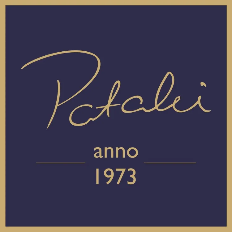 Pataki Cukrászda logója