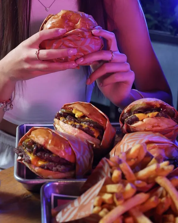 Zing Burger & CO munkahelyi fotója - Egyéb szakember állás Budapest (Kép 1)