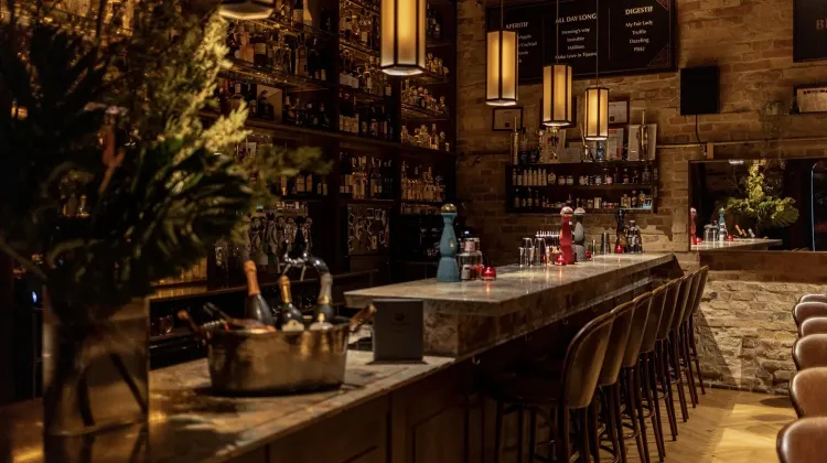 Bártender állás Budapest - Blackswan bár