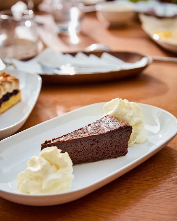 Igen Levi munkahelyi fotója - Cukrász állás Budapest (Kép 2)