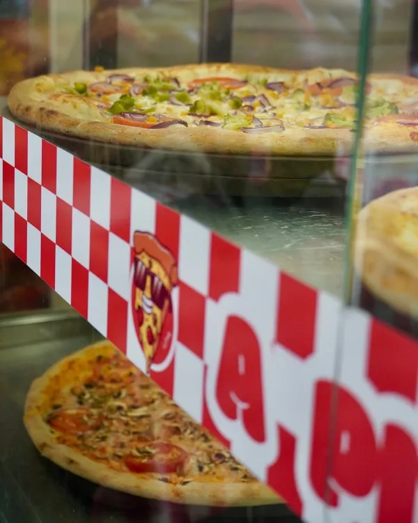 A Pizzás munkahelyi fotója - Pultos állás Budapest (Kép 3)
