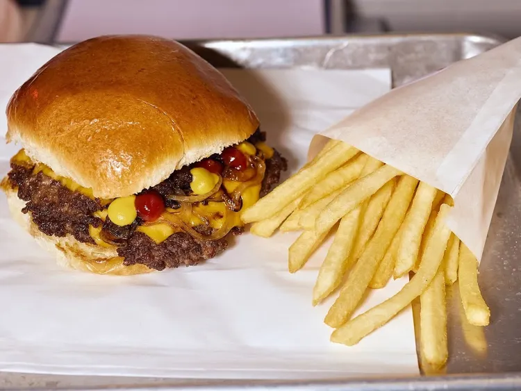 Sajtburesz by Zing munkahelyi fotója - Egyéb szakember állás Budapest (Kép 2)