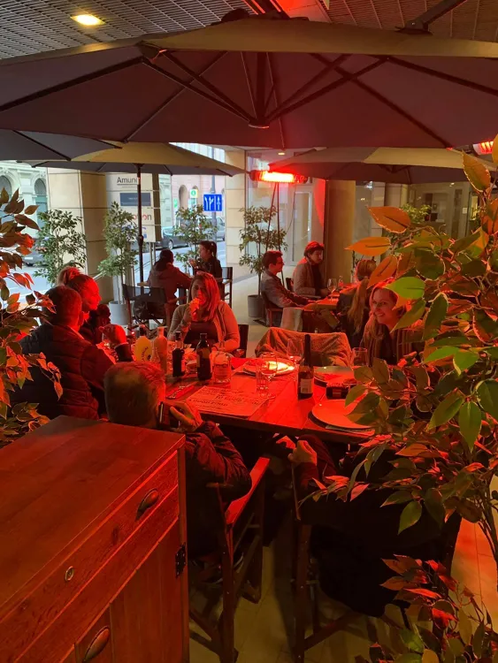 PIZZERIA BELLA NAPOLI munkahelyi fotója - Pizza szakács állás Budapest (Kép 1)