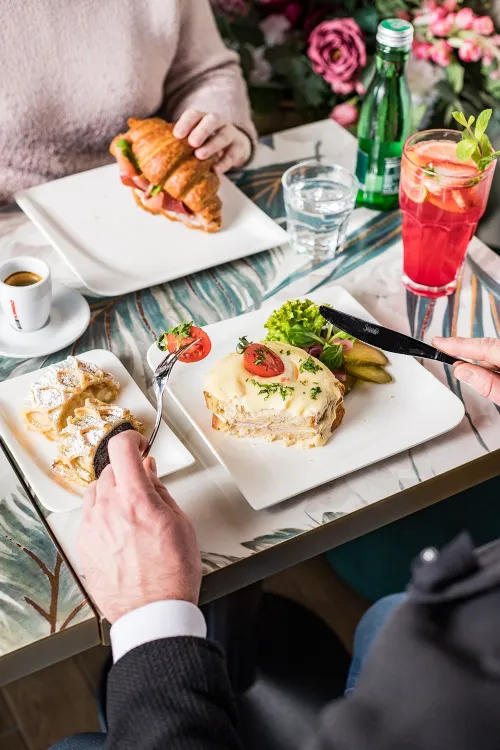 Semsei Gastronomy munkahelyi fotója - Reggeliztető szakács állás Budapest (Kép 3)