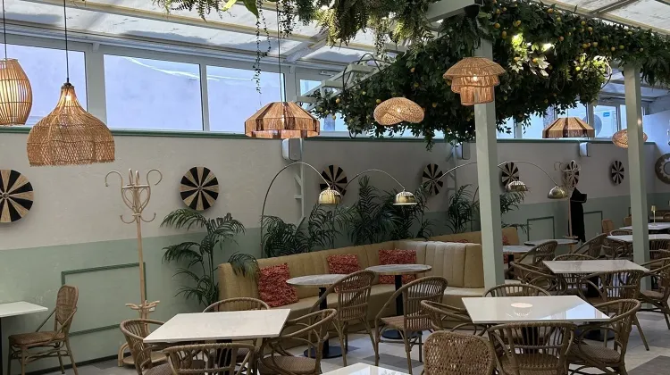Segédfelszolgáló állás Budapest - Hello Vendég Cégcsoport