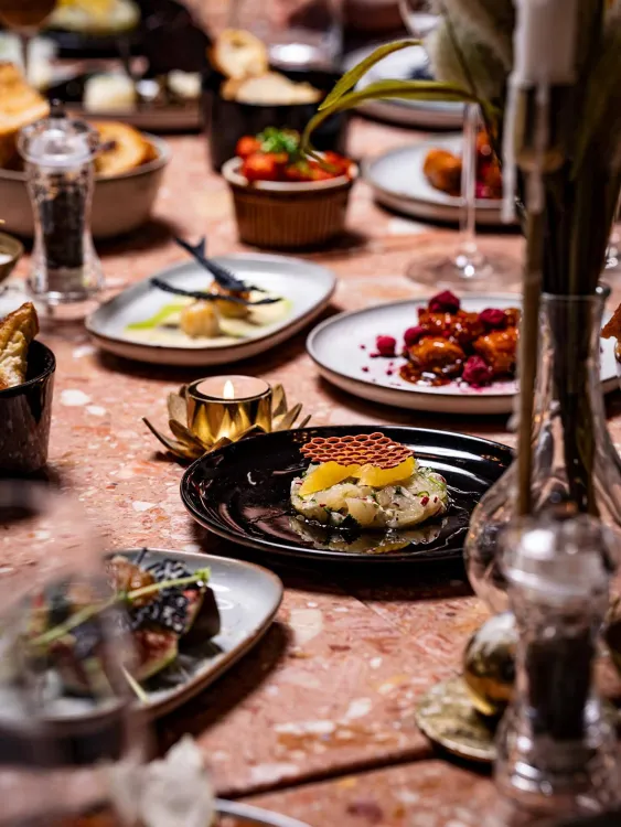 TABLE munkahelyi fotója - Mosogató állás Budapest (Kép 1)