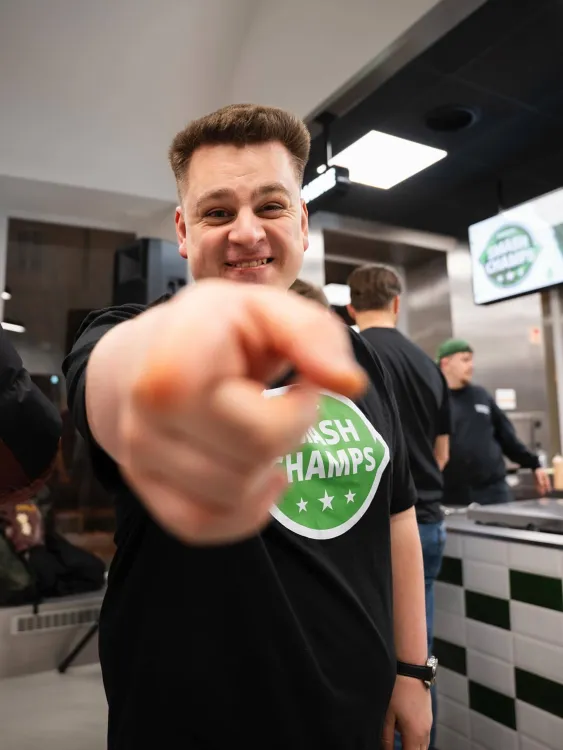 Simon' s Burger munkahelyi fotója - Egyéb szakember állás Budapest (Kép 1)