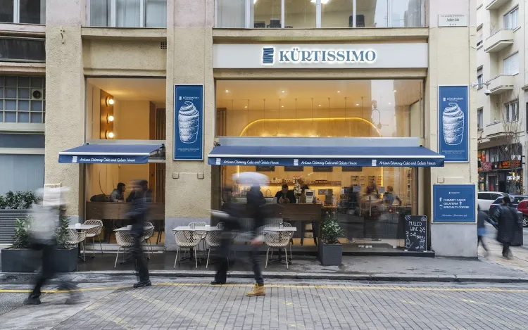 Kürtissimo munkahelyi fotója - Pultos állás Budapest (Kép 2)