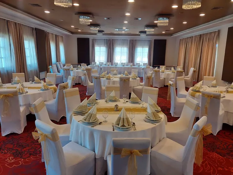 Gastland M0 Hotel munkahelyi fotója - Manager állás Szigetszentmiklós (Kép 1)