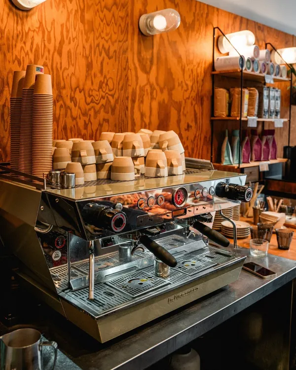 Revamp Kft. - nor/ma munkahelyi fotója - Csomagoló állás Budapest (Kép 2)