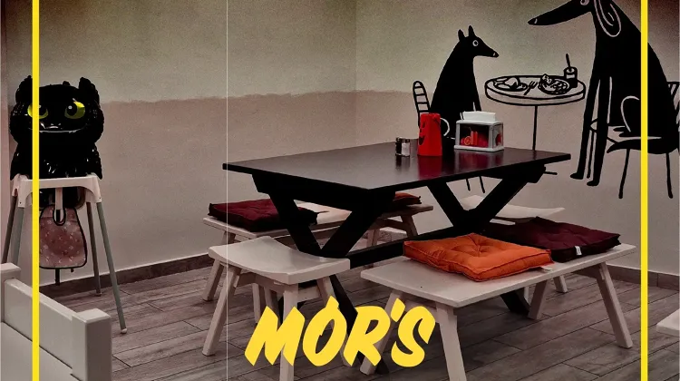 Fehér mosogató állás Budapest - Mór's Eatery