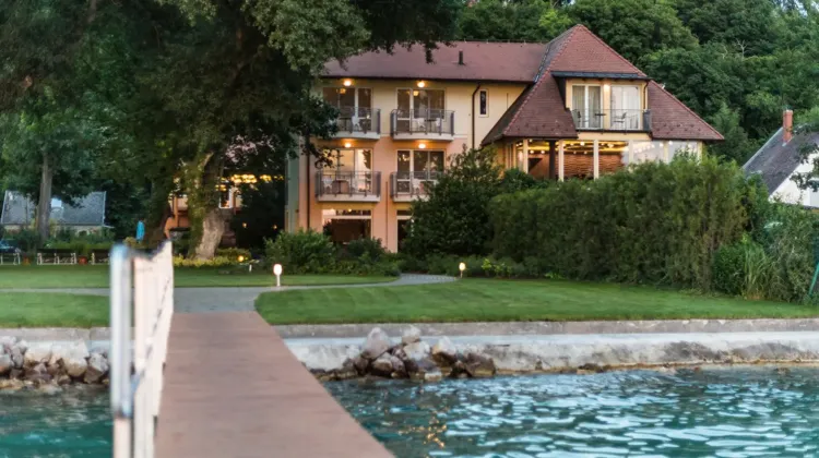 Recepció állás Balatonvilágos - Tópart Hotel Étterem
