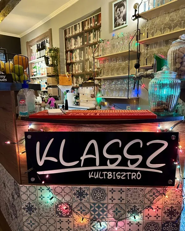Klassz Kultbisztró munkahelyi fotója - Szakács állás Keszthely (Kép 3)
