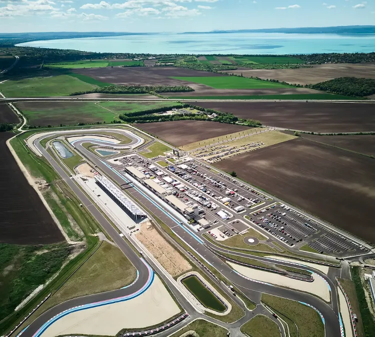 Orienta Czech s.r.o. munkahelyi fotója - Felszolgáló Pincér állás Balatonfőkajár (Kép 2)