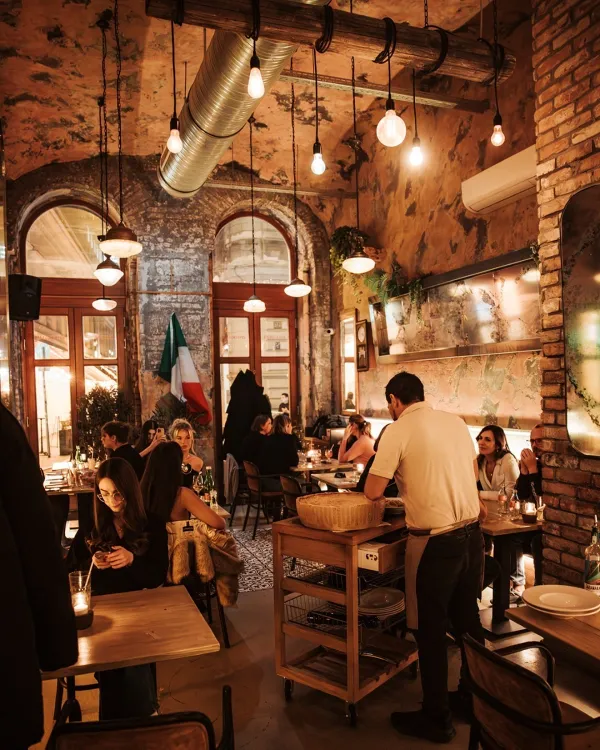 Pastamore Budapest munkahelyi fotója - Segédfelszolgáló állás Budapest (Kép 1)