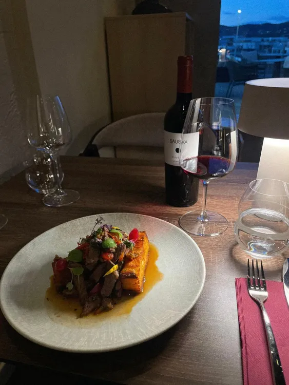 Agape Bistro&étterem munkahelyi fotója - Mosogató állás Törökbálint (Kép 3)