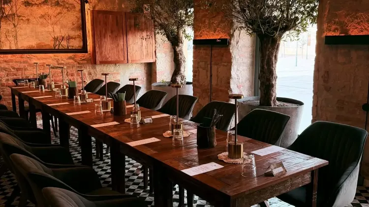 Szakács állás Esztergom - BorYou Bor&Bistro