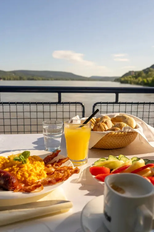 Aquamarina Hotel munkahelyi fotója - Reggeliztető szakács állás Szentendre (Kép 2)