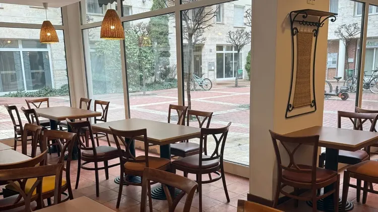Konyhai kisegítő állás Budapest - Naphegy Bisztró