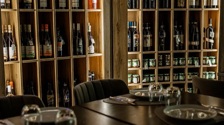 Sommelier állás Budapest - Terra Italian Wine Bar