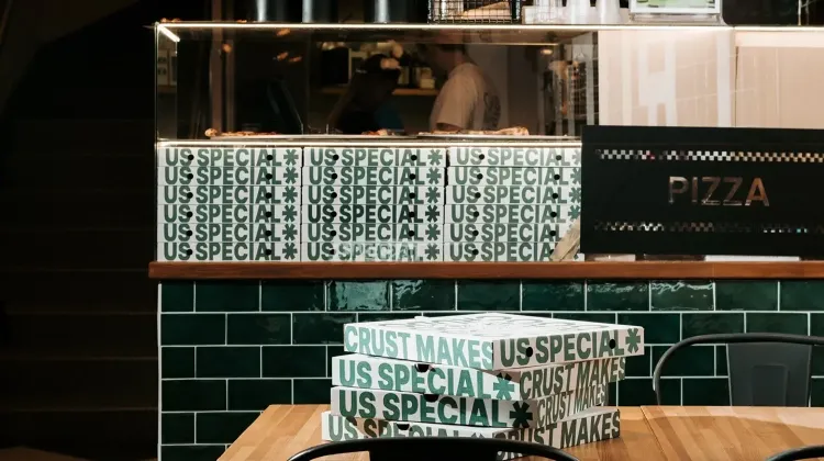 Pultos állás Budapest - Crudo Pizza