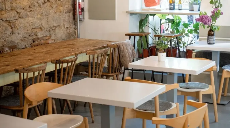 Pizza szakács állás Budaörs - fekete