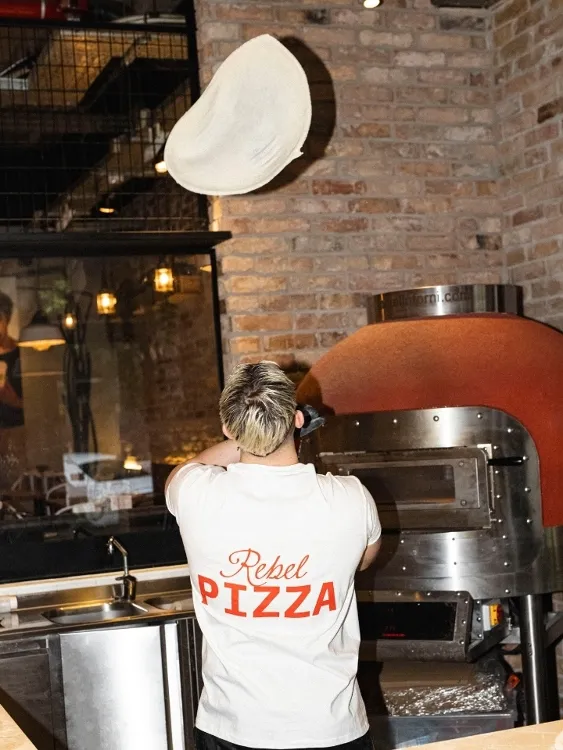 REBEL munkahelyi fotója - Pizza szakács állás Budapest (Kép 3)