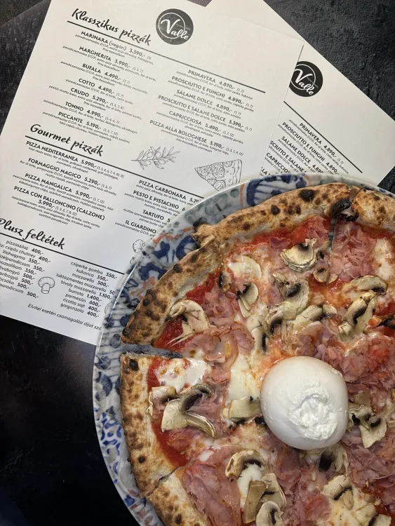 Nella Valle Pizzeria munkahelyi fotója - Pizza szakács állás Budapest (Kép 3)
