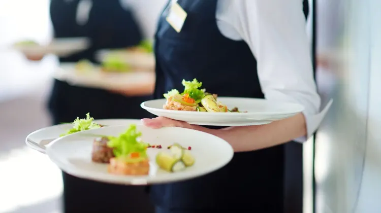 Felszolgáló Pincér állás Budapest - Pepper House Catering