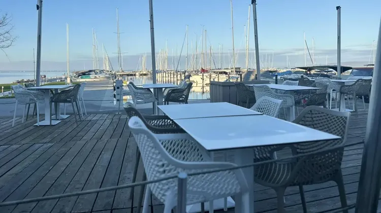 Felszolgáló Pincér állás Balatonkenese - Balatonfői Yacht Club