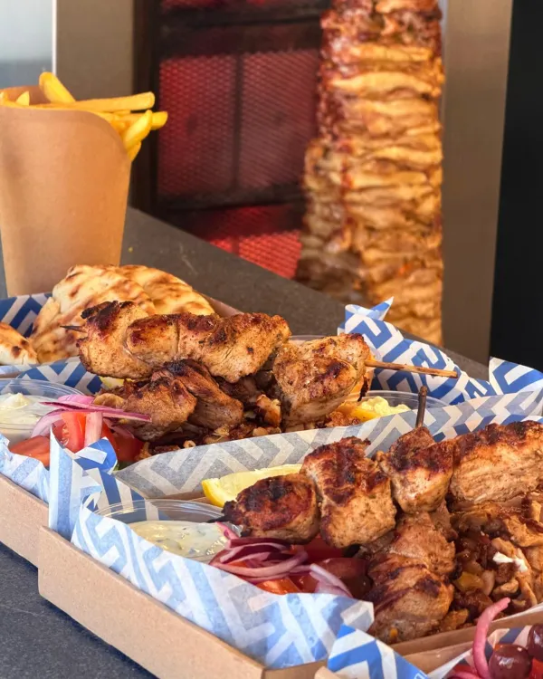 YiaYia Greek Streetfood munkahelyi fotója - Szakács állás Balatonfüred (Kép 2)
