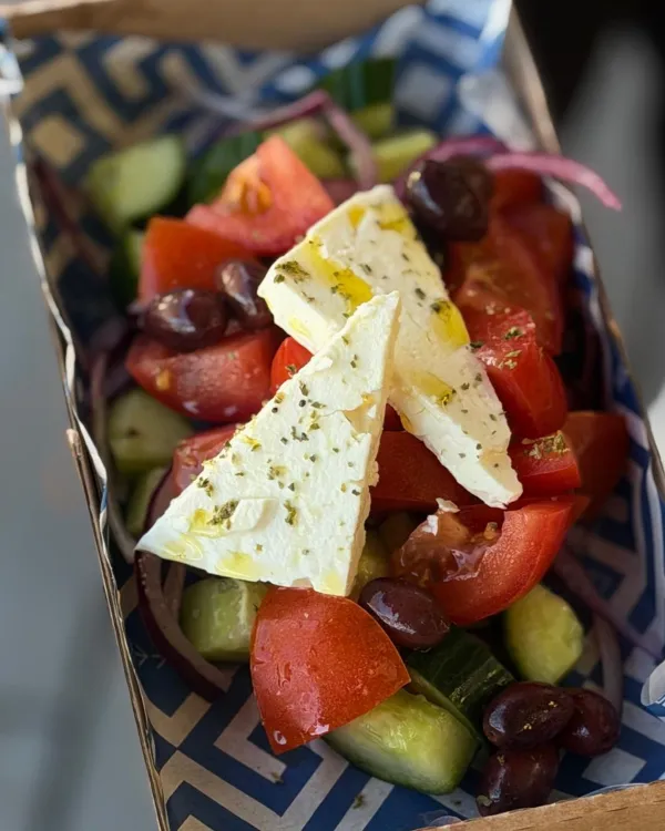 YiaYia Greek Streetfood munkahelyi fotója - Szakács állás Balatonfüred (Kép 3)