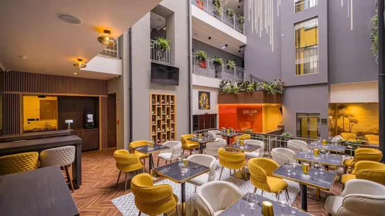 Felszolgáló Pincér állás Budapest - Hotel Allora