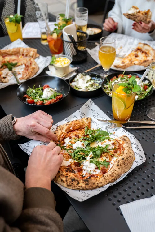 Passata munkahelyi fotója - Üzletvezető állás Budapest (Kép 1)