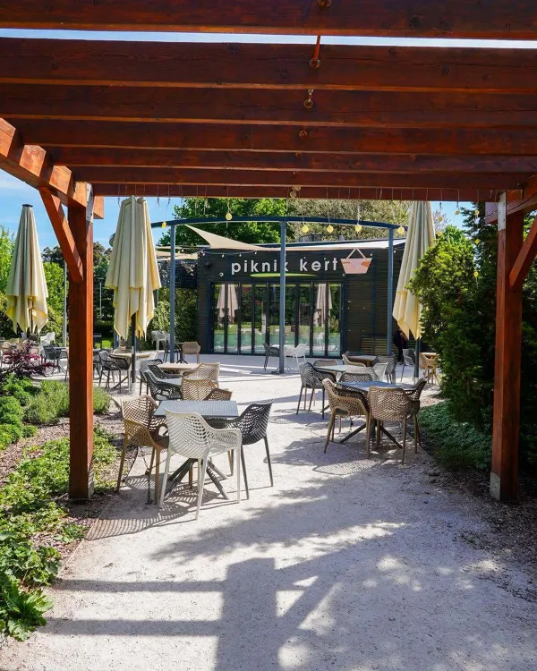 Nyereg Bár & grill munkahelyi fotója - Pultos állás Budapest (Kép 2)