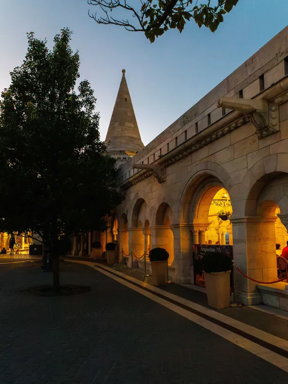 Halászbástya étterem munkahelyi fotója - Mosogató állás Budapest (Kép 2)