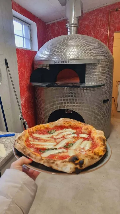Falide-Faloda Kft. munkahelyi fotója - Pizza szakács állás Budapest (Kép 2)