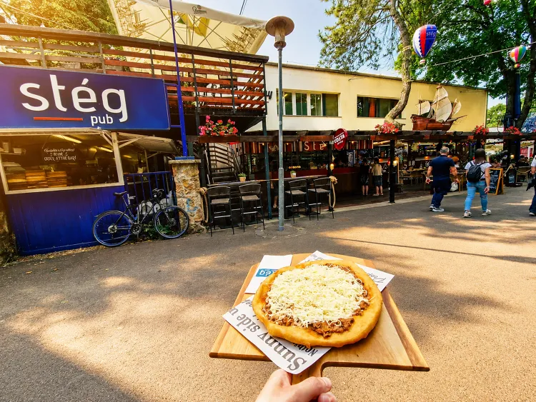Stég pub munkahelyi fotója - Pultos állás Budapest (Kép 3)