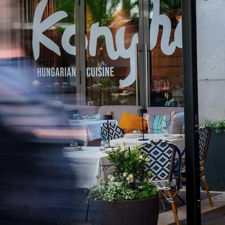 Konyha Étterem munkahelyi fotója - Hostess állás Budapest (Kép 3)