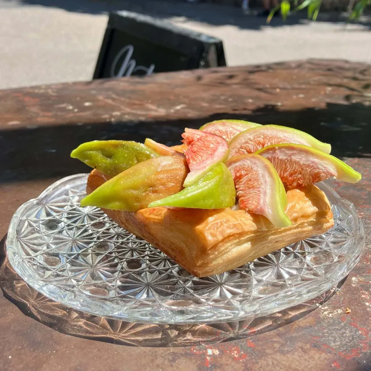 Chez Matild munkahelyi fotója - Üzletvezető állás Budapest (Kép 3)