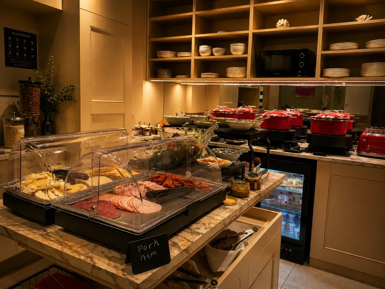 Hotel Ottofiori munkahelyi fotója - Reggeliztető szakács állás Budapest (Kép 3)
