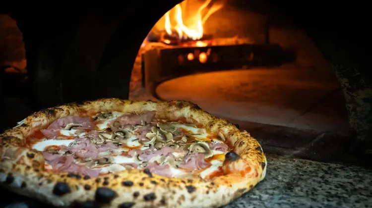 Pizza szakács állás Veresegyház - Trattoria al Forno