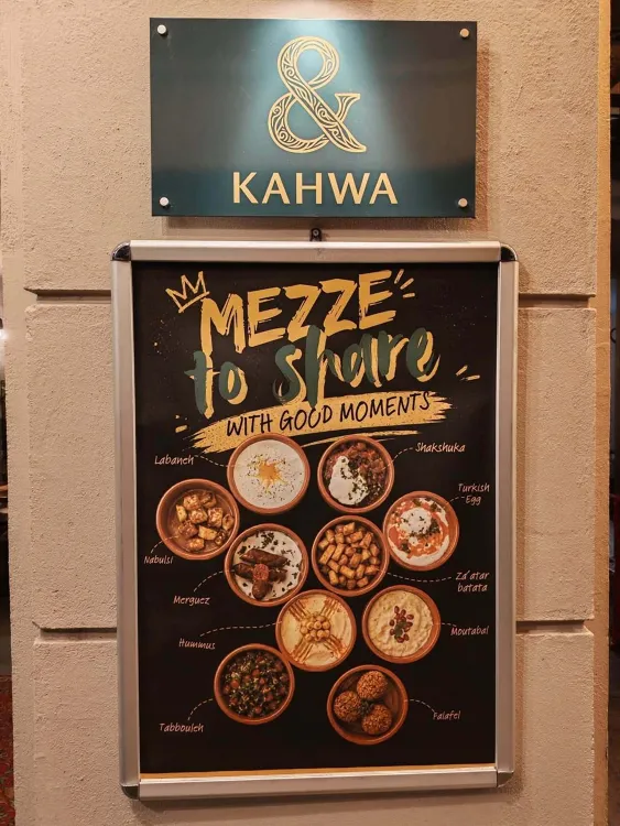 KAHWA brunch & mezze munkahelyi fotója - Pultos állás Budapest (Kép 2)