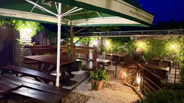 Szakács állás Vác - Giuseppe Trattoria