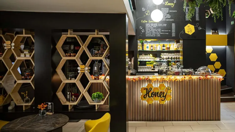 Felszolgáló Pincér állás Budapest - Honey Brunch